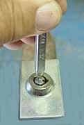 Replacing A Tubular Round Key Lock 1 | moneymachines.com