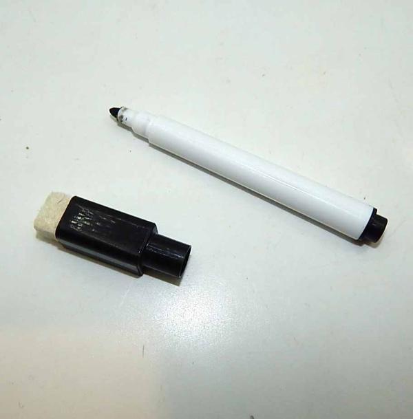 Dry Erase Pen With Eraser Cap | moneymachines.com